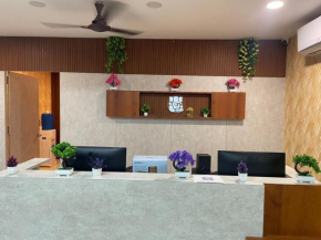 Maalyasa Hotel and Suites